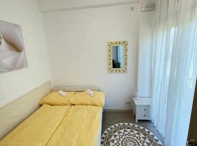 Gyoengybagoly Balatonberény