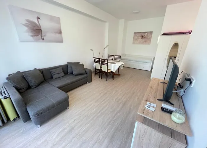 Gyoengybagoly Balatonberény